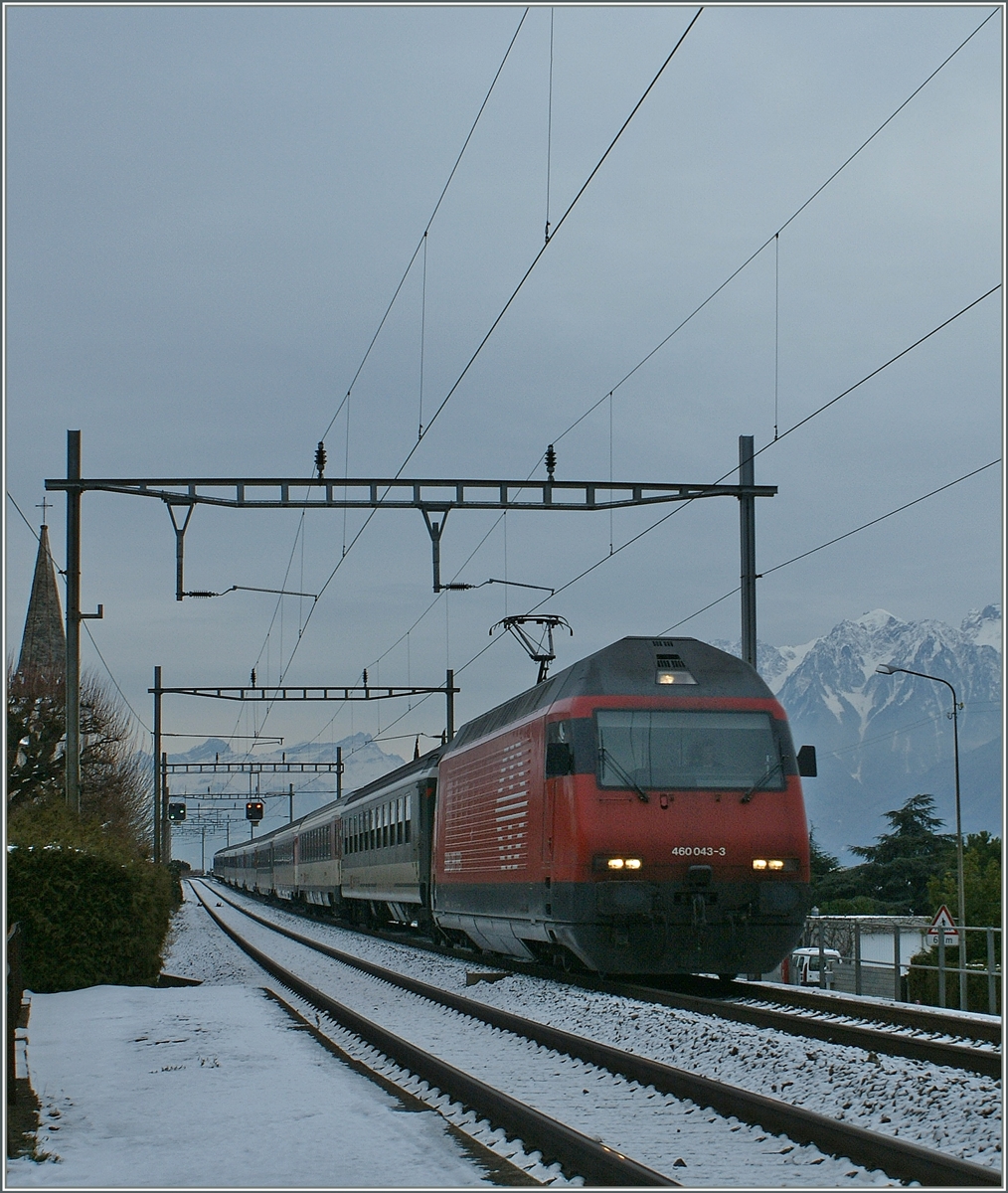 The SBB Re 460 043-3 by Villette VD.
27.12.2010