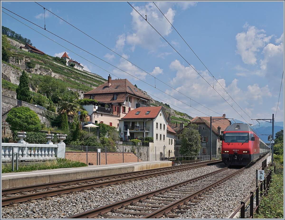 The SBB Re 460 061-5 in St-Saphorin.
23.07.2018