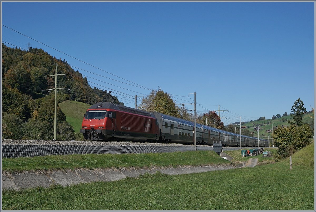 The SBB Re 460 073-0 with an IC to Brig by Mülenen.
10.10.2018