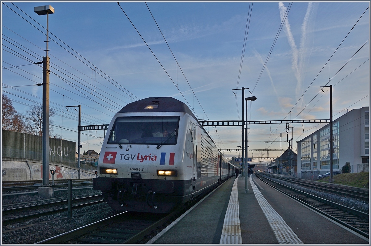 The SBB Re 460 086-2  TGV LYRIA  in Morges.
22.02.2017