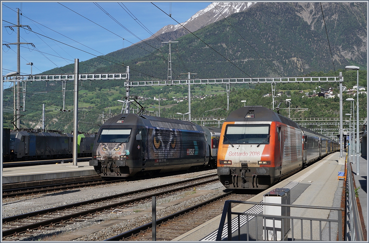 The SBB Re 460 105-0 and 085-4 in Brig. 
21.05.2017