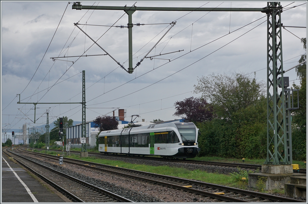 The SBB Thurbo GTW RABe 526 740-6 comming from Schaffhausen is arriving at Erzingen (Baden) 

06.09.2022