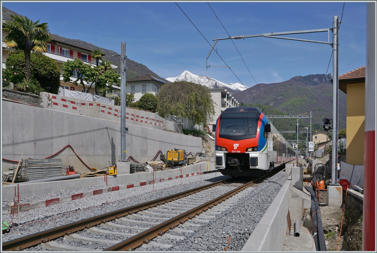 The SBB TILO RABe 524 306 and a other one run between Tenero and Locaro through the future Minusio station (in operation from December 10th, 2023).

April 26, 2023
