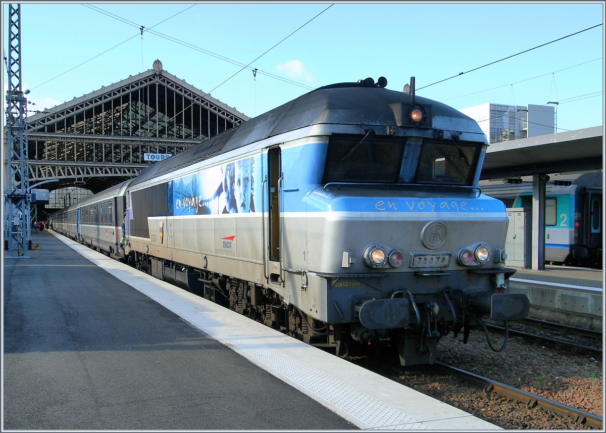 The SNCF CC 73 077 in Tours.
21.03.2007