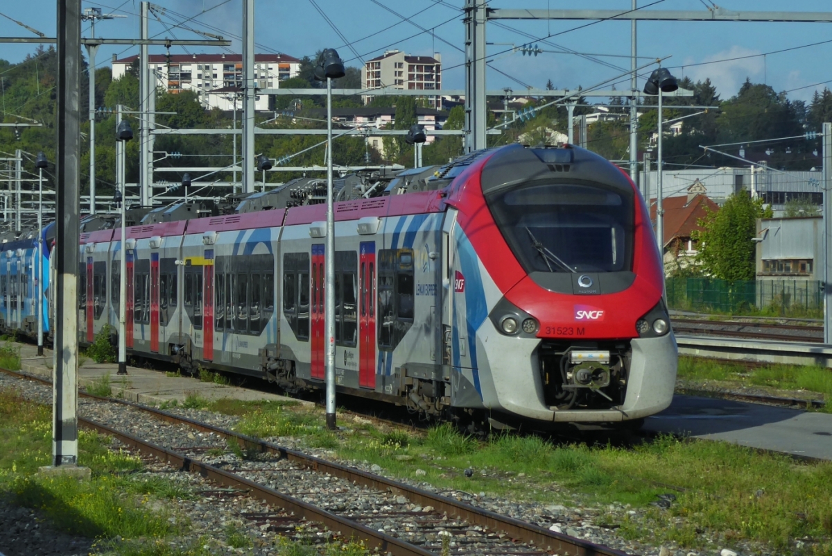 The SNCF electric multiple unit Z 31523 M taken in the station of Annecy on September 16th, 2022. 