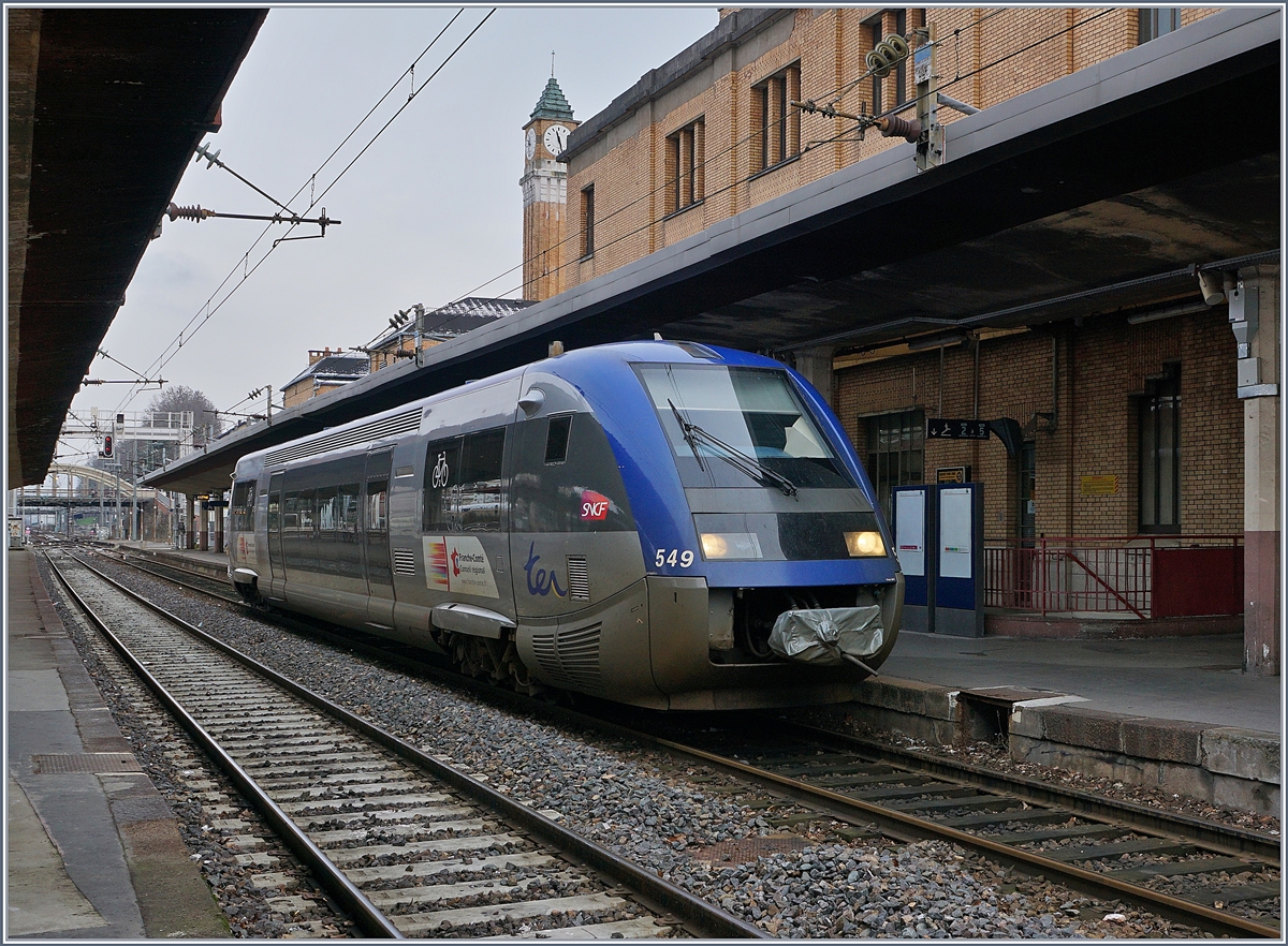 The SNCF X 73549 from Epinal is arriving at Belfort.

11.01.2019 