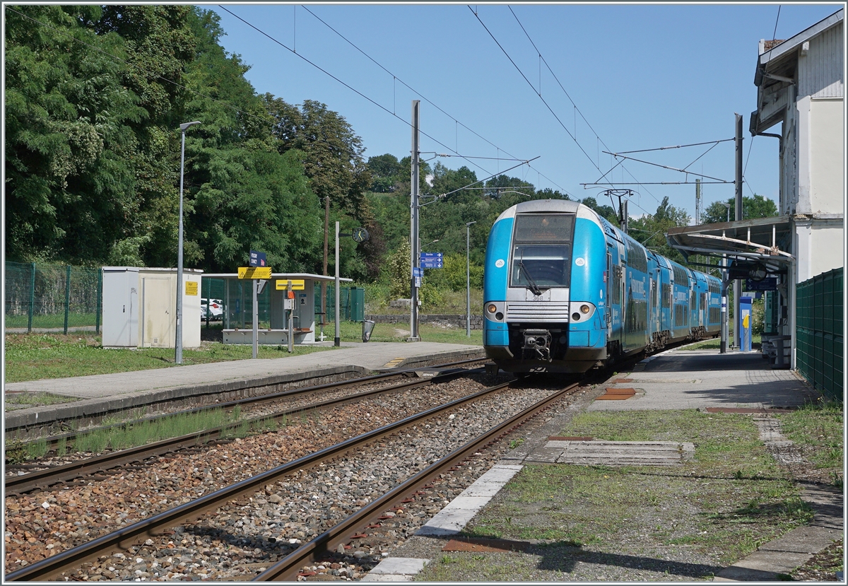 The SNCF Z 24368 COMPUTEROUSE on the way to Valence in Pougny Chancy.

16.08.2021
