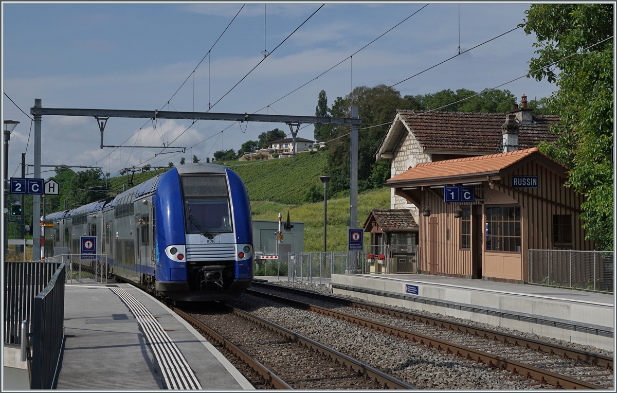 The SNCF Z 24625 on the way from Geneva to Valence in Russin.

28.06.2021