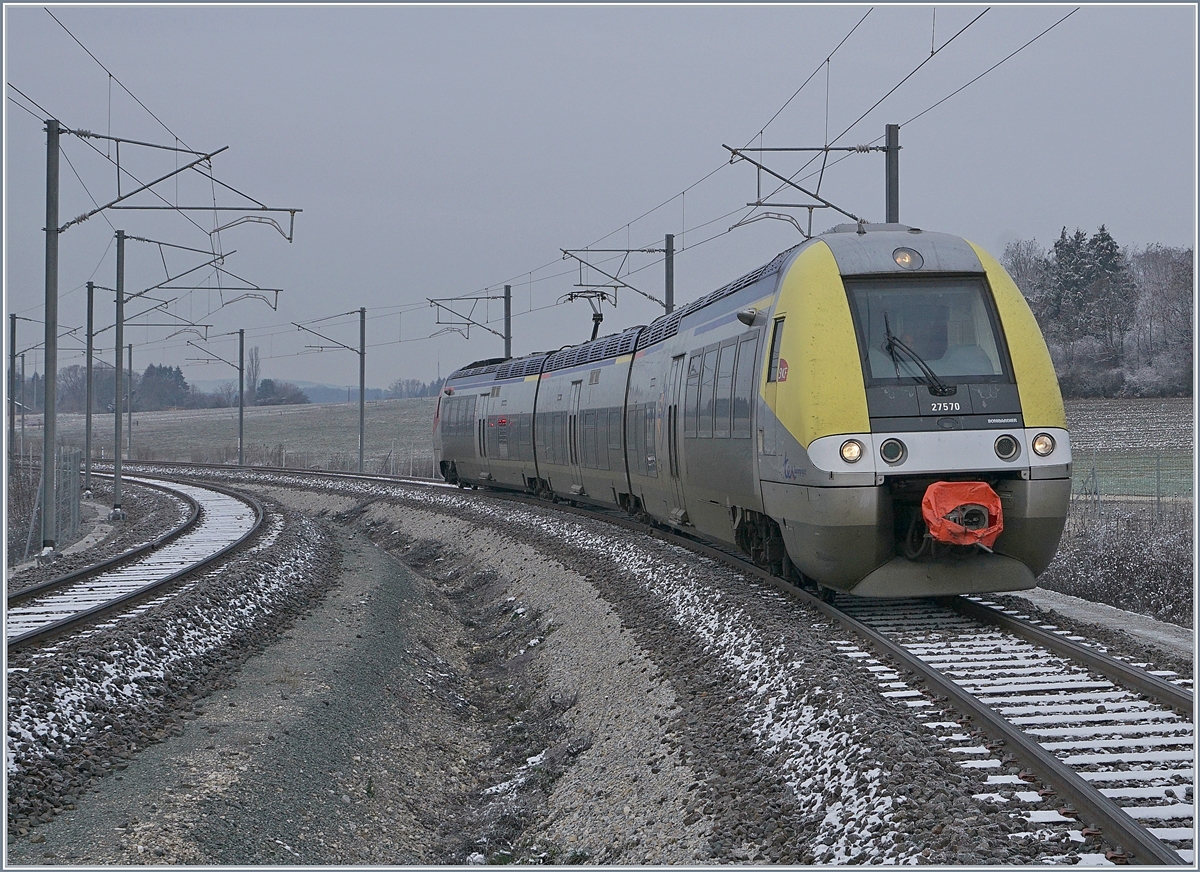The SNCF Z 27570 comming from Belfort is arriving at Meroux TGV.
11.01.2019