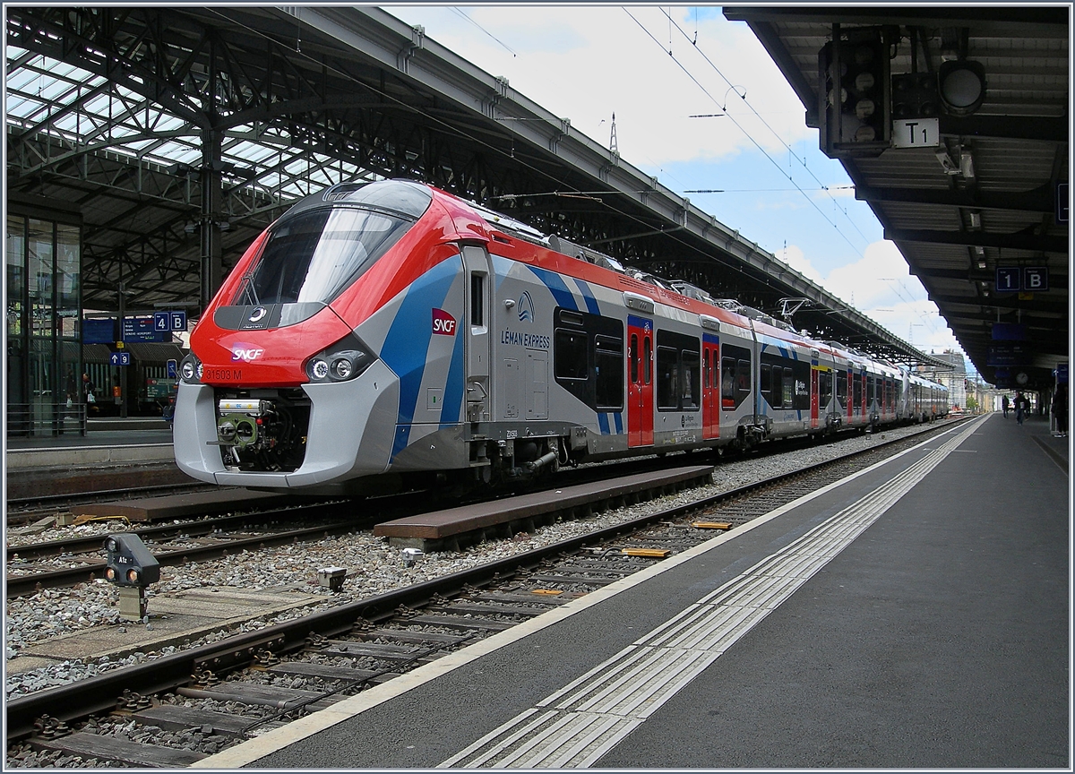 The SNCF Z 31503 M (UIC 94 87 0031 503-9F-SNCF) Coradia Polyvalent régional tricourant by test runs in Lausanne

29.04.2019

