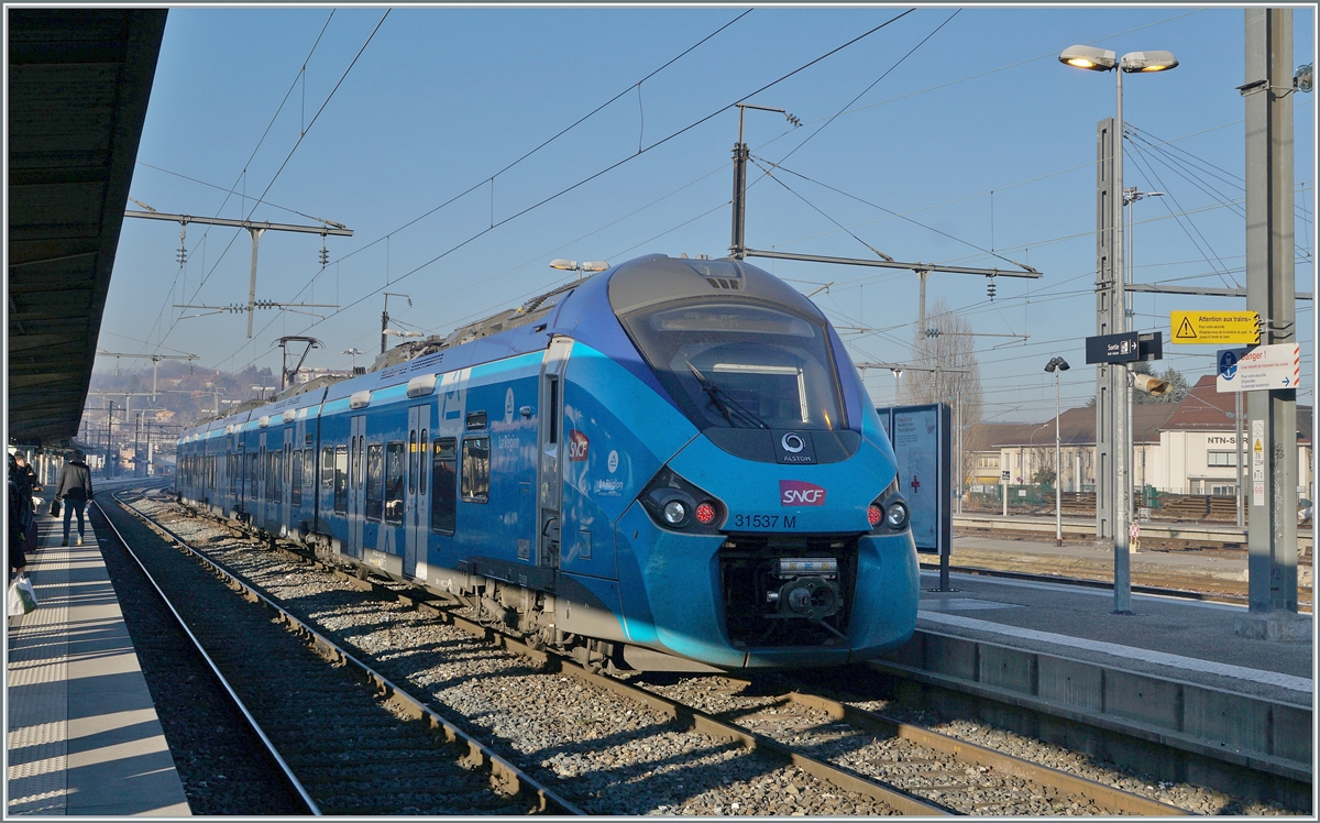 The SNCF Z 31537 Coradia Polyvalent régional tricourant in Annecy.

14.02.2023