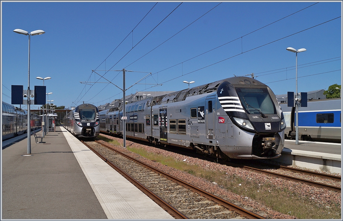 The SNCF Z55557 in Saint Malo is waiting his departur to Rennes. 

05.05.2019