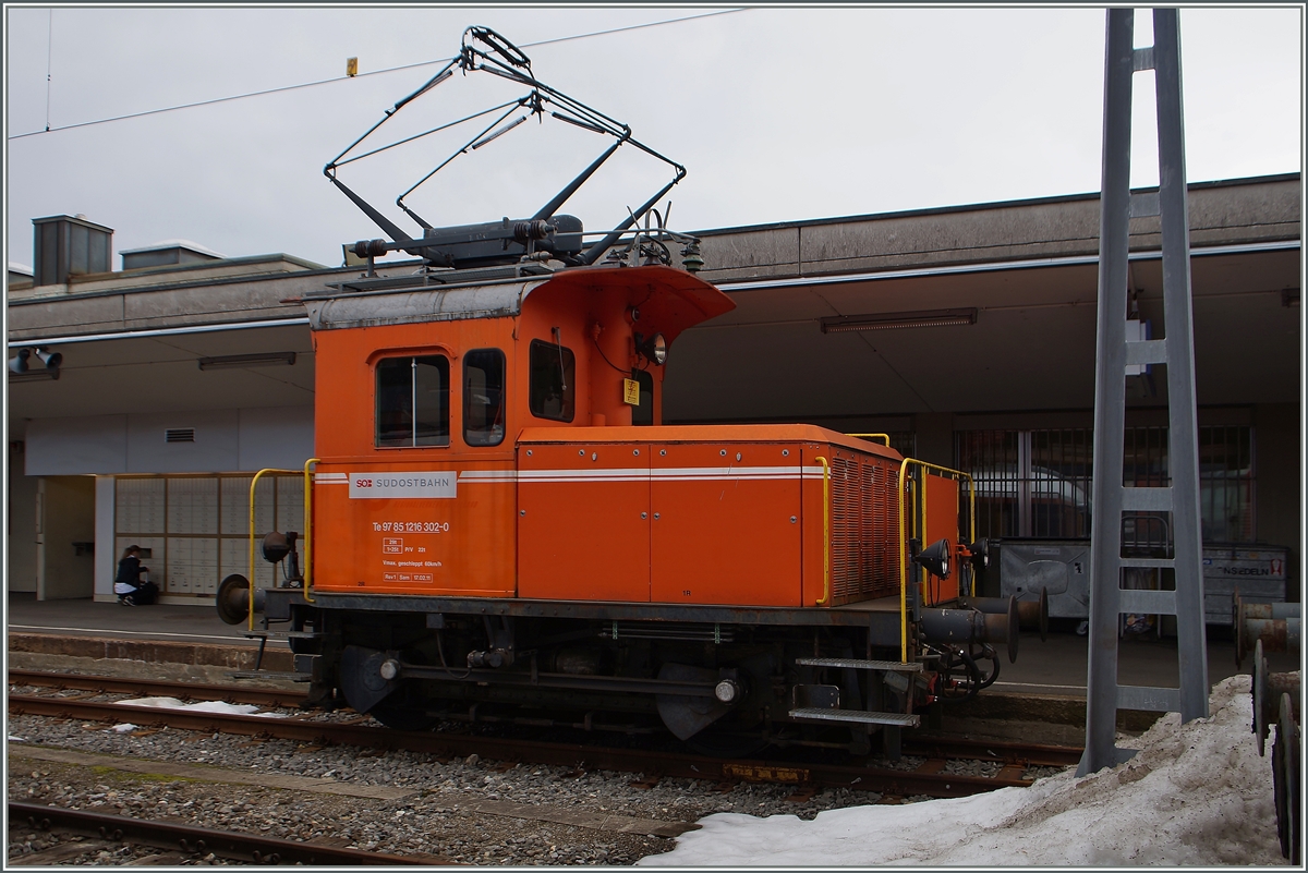 The SOB Te 97 85 1 216 302-0 in Einsiedeln.
17.03.2015