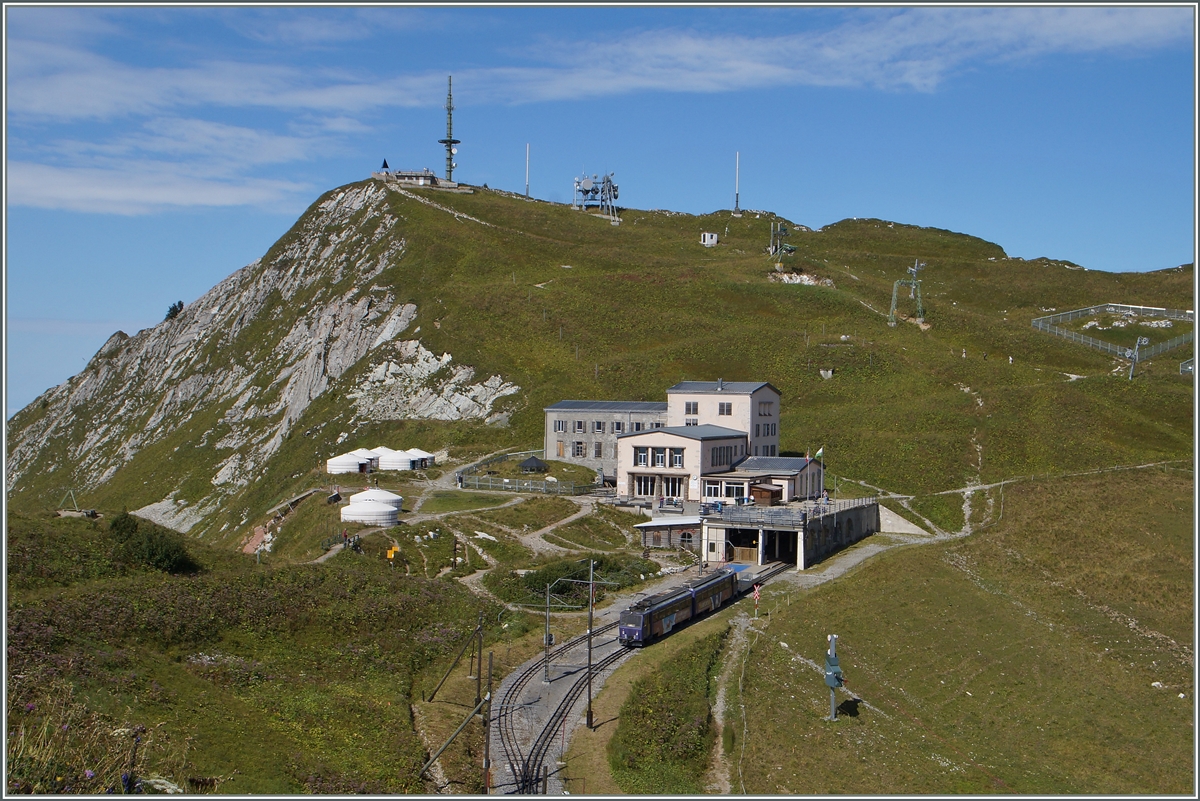 The summit Staion Rochers de Naye. 
04.09.2014