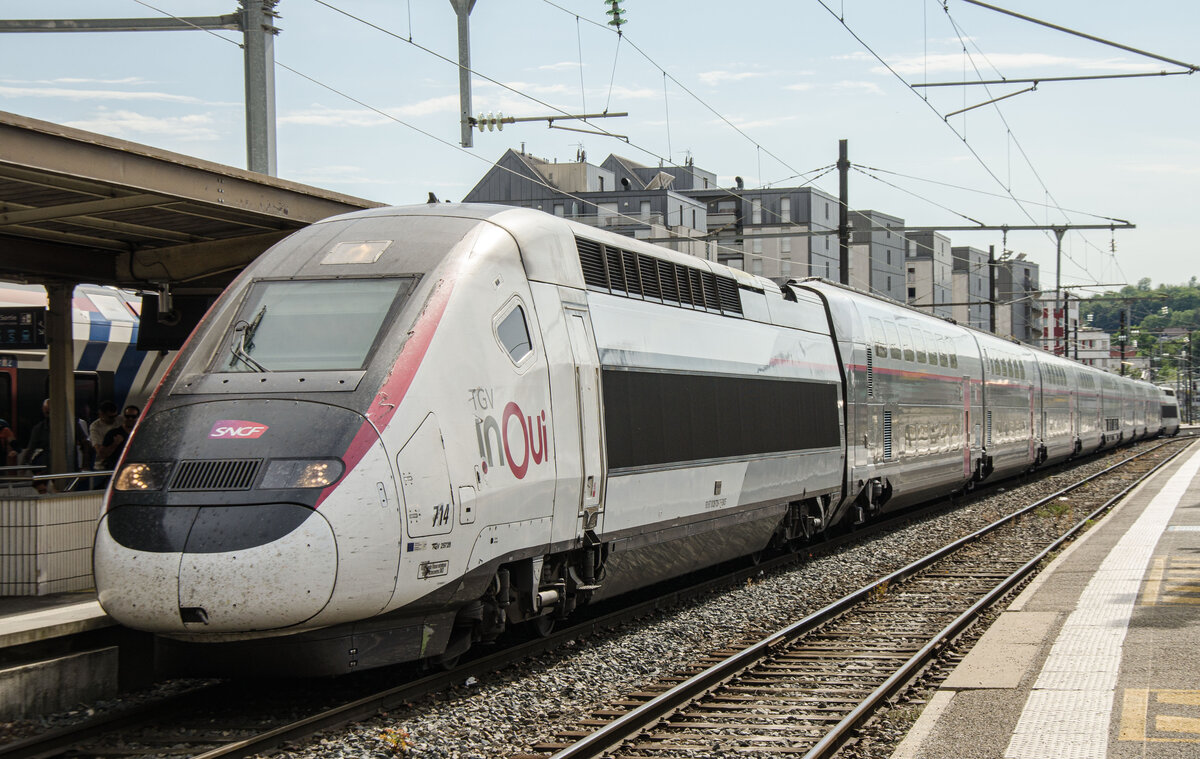 TGV Duplex Rame 714 anländer till Annecy  
11.07.2026