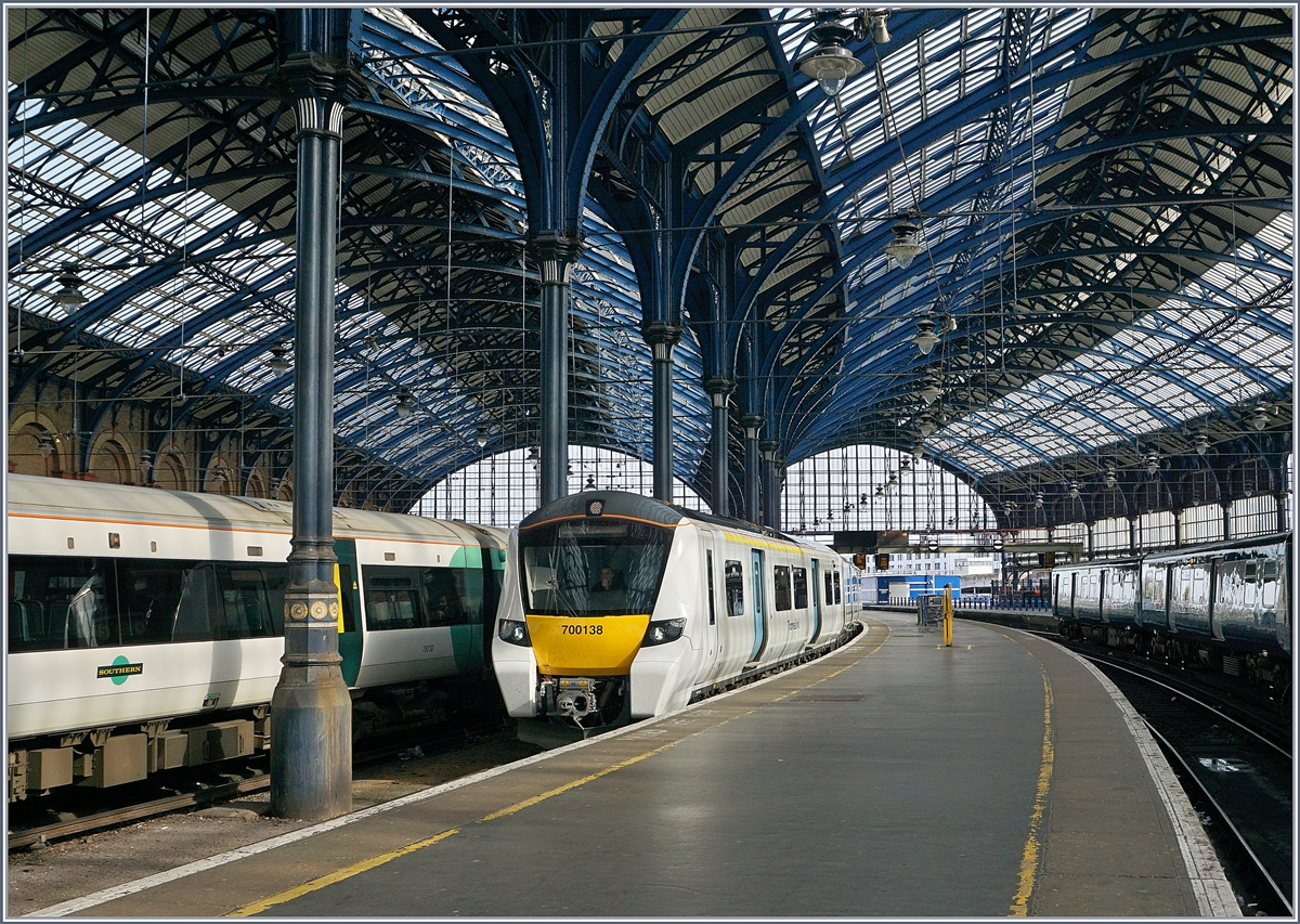 The Thames Links 170 138 is arriving at Brighton. 
03.05.2018