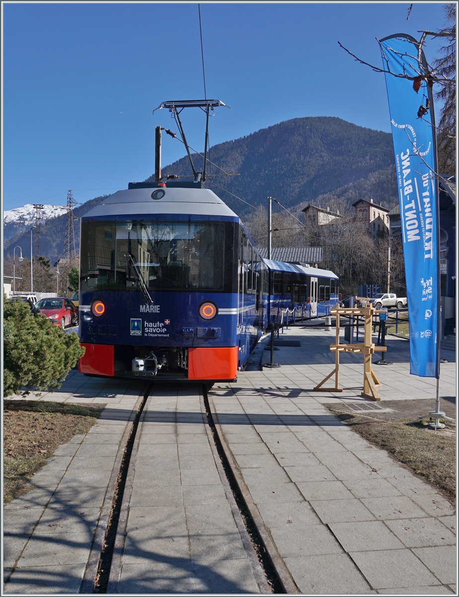 The TMB train service  MARIE  in the Le Fayet Station is waiting his departure to Bellevue. 14.02.2023