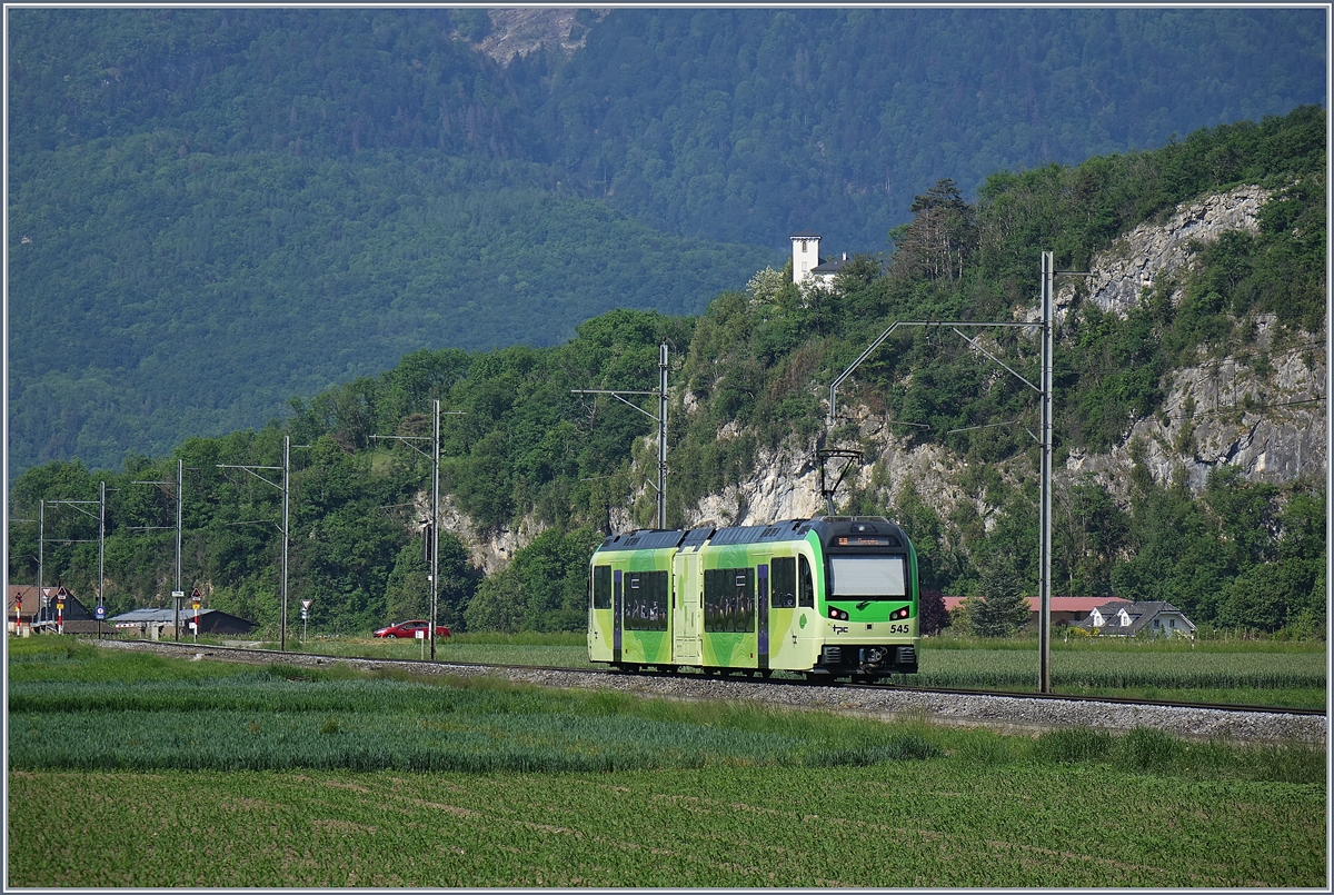 The TPC Beh 2/6 545 by Villy on the way to Monthey.

09.05.2020