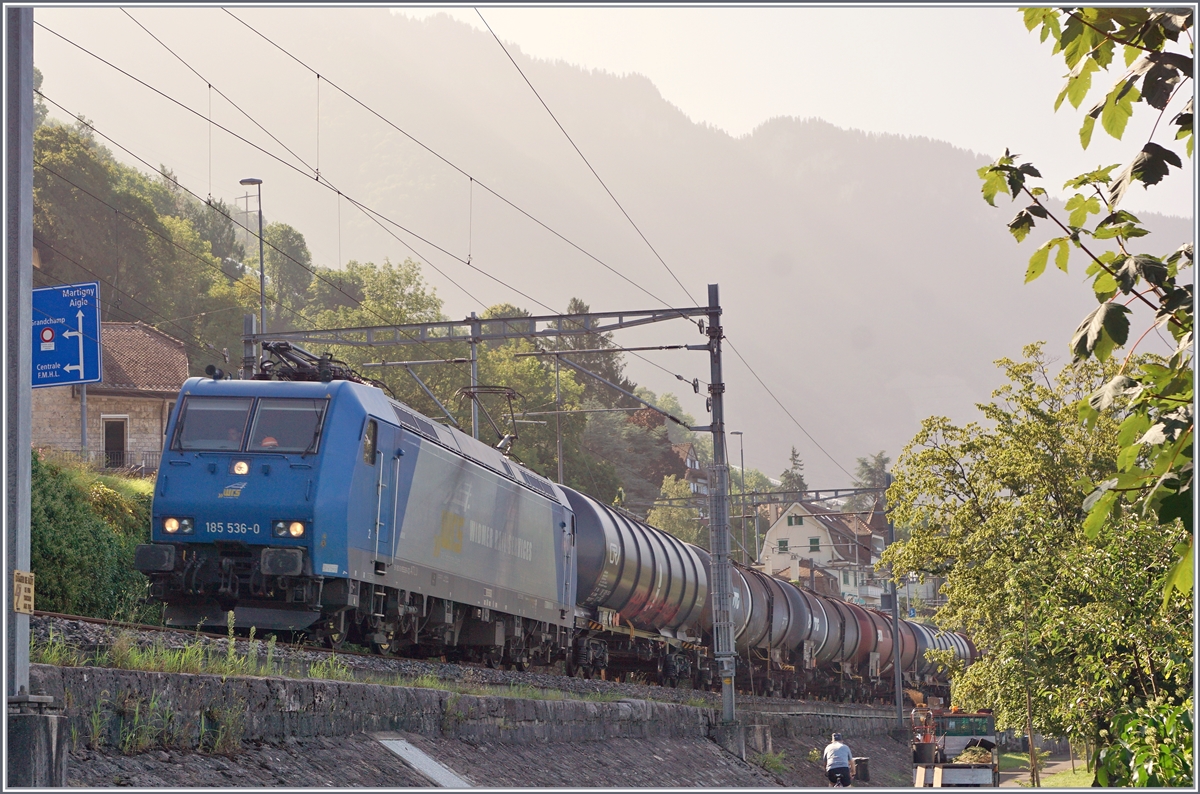 The WRS 185A 536-0 wiht a Cargo Train by Villeneuve.

18.08.2021