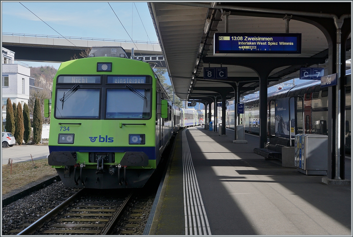 This is not the RE to Zweisimmen, this train makes a break in Interkalen Ost and will be later a RE service to Spiez. 

17.02.2021 