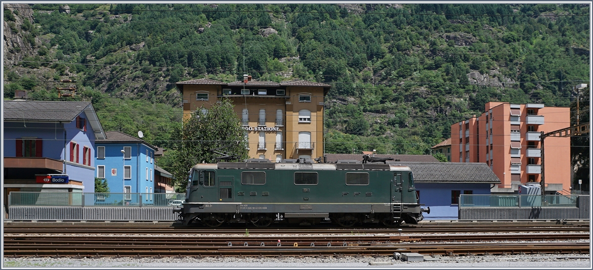 Thje SBB Re 4/4 II 11161 in Bodio.
28.07.2016