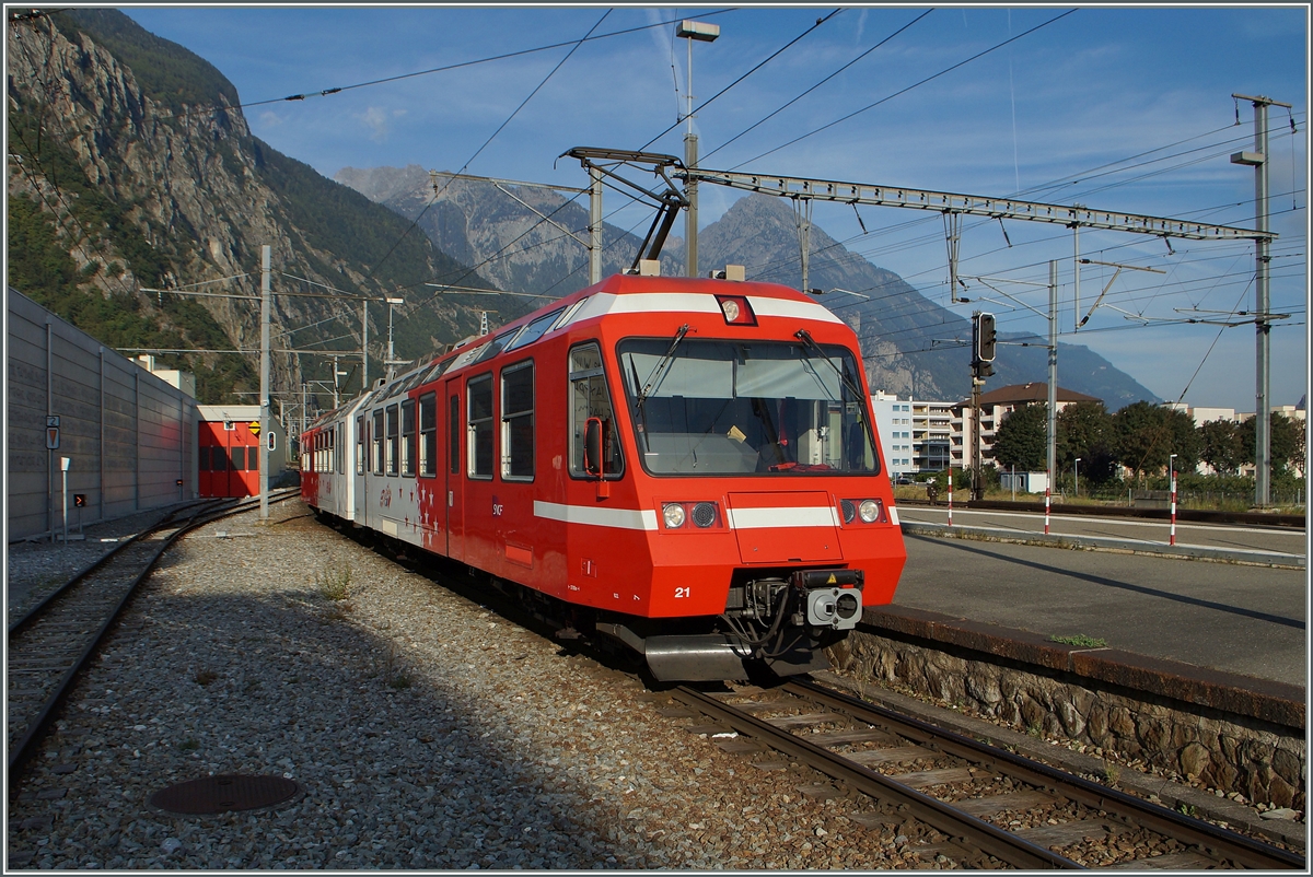 TMR (M-C) BDeh 4/8 21 (SNCF Z800 UIC N° 90 85 838 0821-1 CH-TMRSA) in Martigny. 
03.10.2014