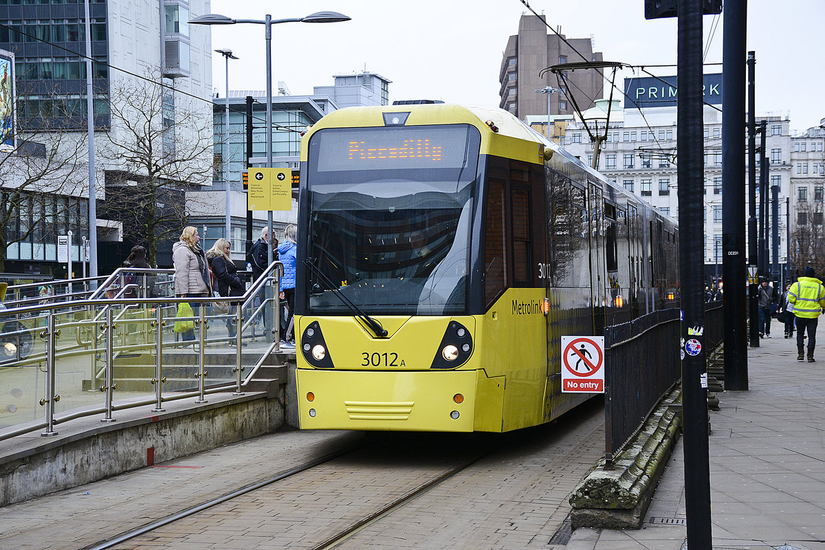 Tram 3012 (Bombardier M5000) at Piccadilly Gardens on Manchester Metrolink.
Date: March 11, 2018.