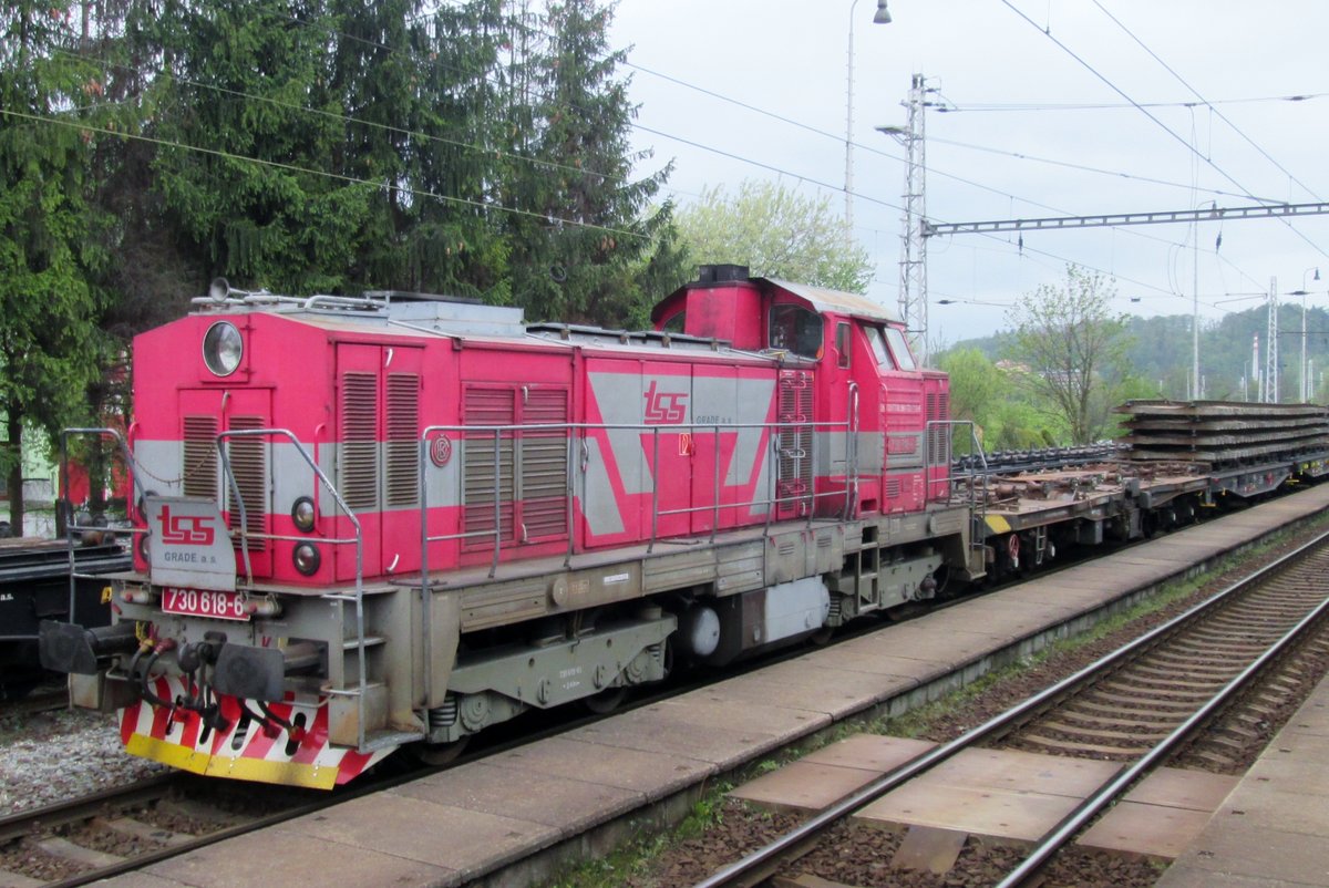 TSS 730 618 stands in Hranice nad Morave on 3 June 2016.