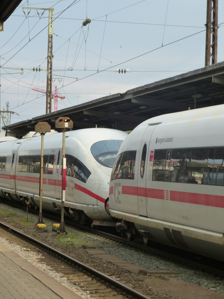 Two ICE are coupled in Wrzburg main station on August 23rd 2013.
