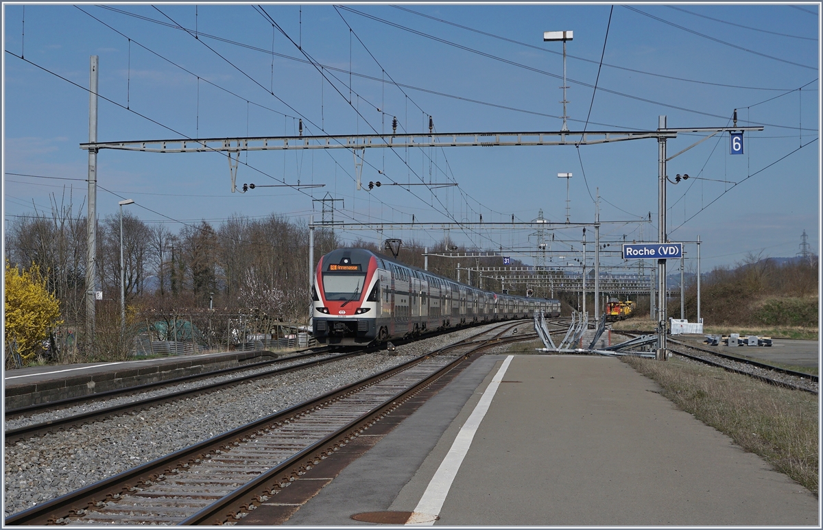 Two SBB RABe 511 in Roche VD on the way to Annemasse.

17.03.2020