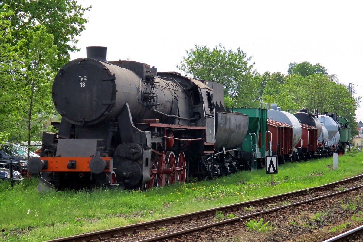 Ty2-18 stands in Jaworzyna Slaska on 1 May 2018.