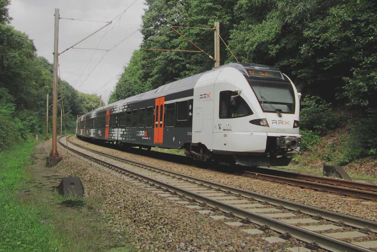 Under a grey sky EuroBahn ET6-03 passes Venlo Bovenste Molen  on 31 August 2013.