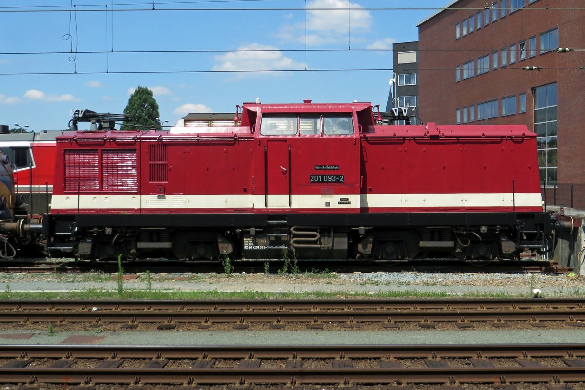 VEB Traktie 201 093 stands at Amersfoort on 25 June 2020.