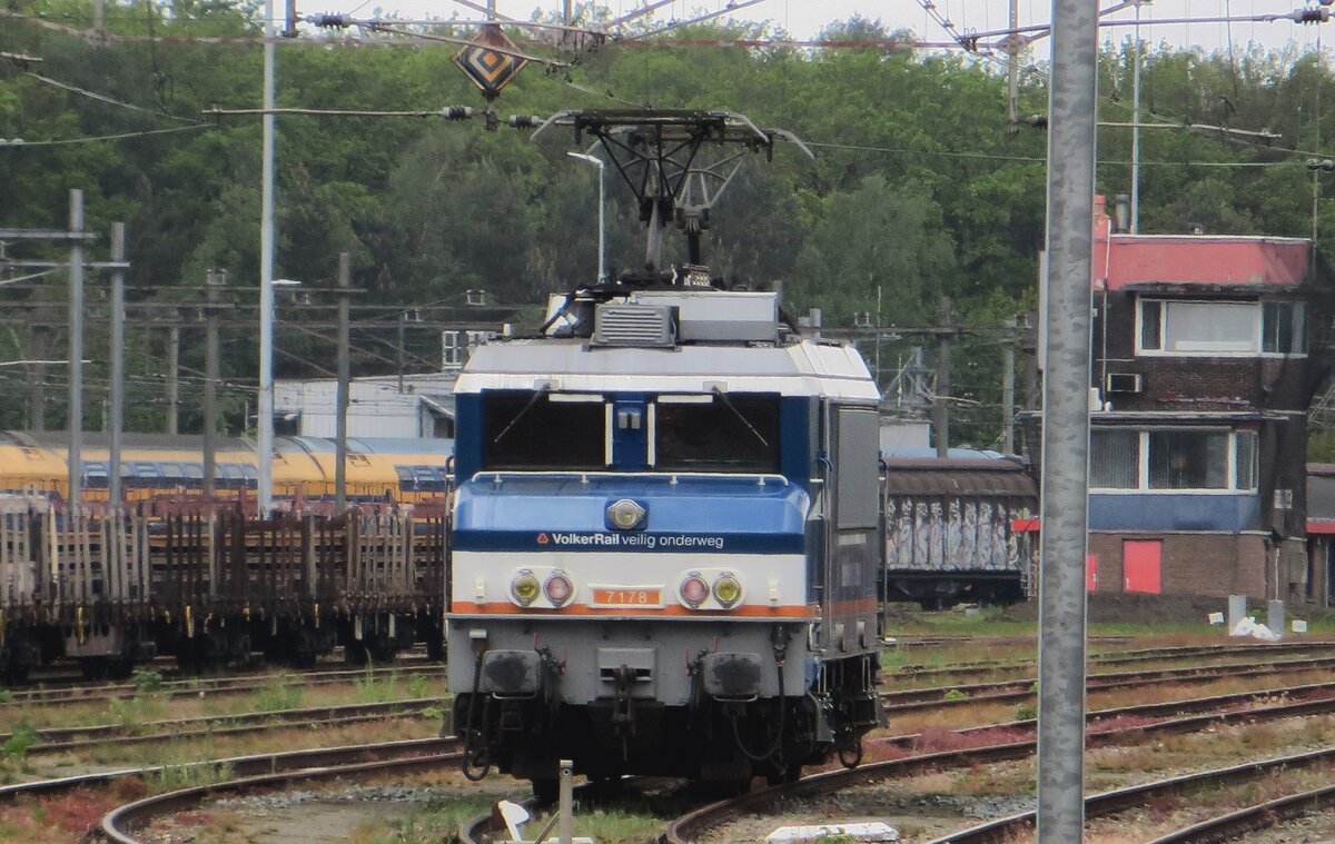 Volker Rail 7178 stands at Amersfort on 25 May 2021.