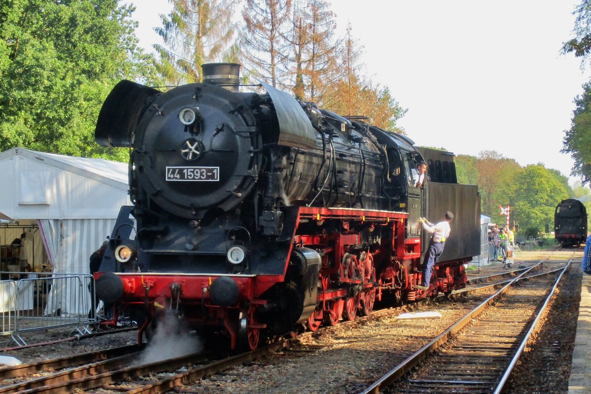 VSM 44 1593 runs round at Loenen on 2 September 2018.