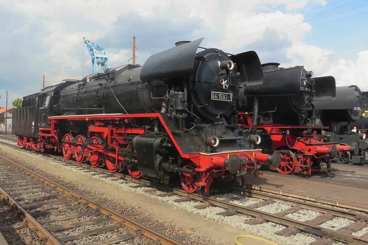 VSM's 44 1593 stands in Beekbergen on 4 September 2022.