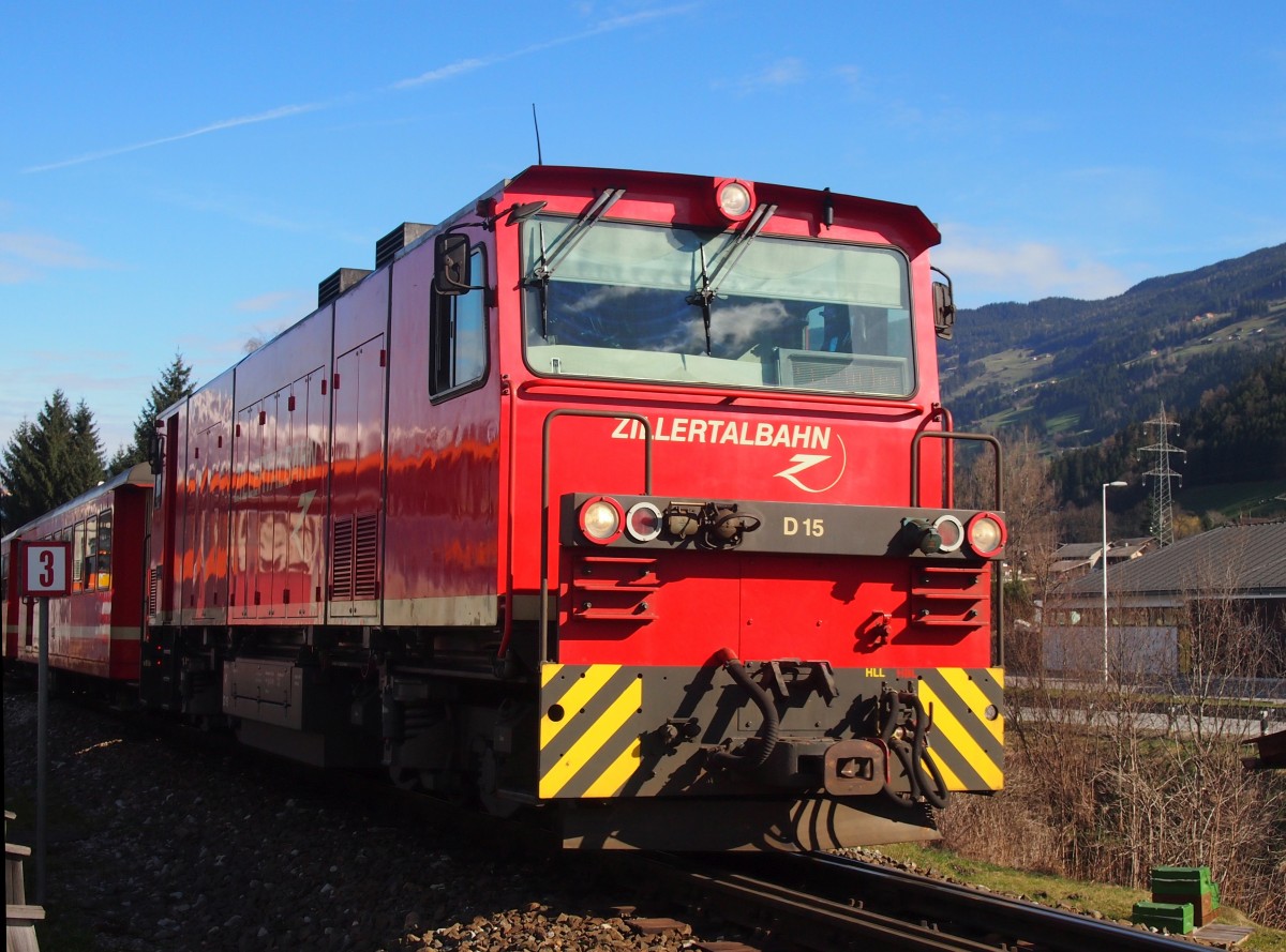 Zillertal Railway D15 on Station Uderns direction to Jenbach at 28.3 2015th