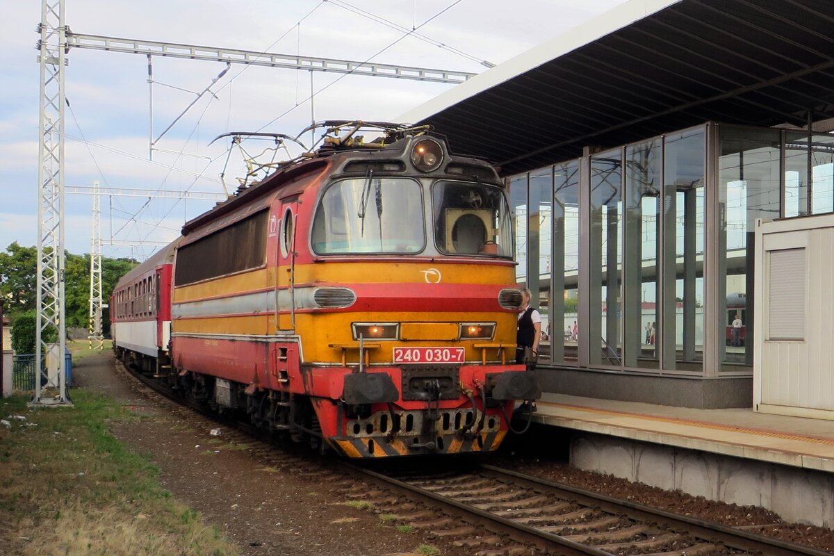 ZSSK 240 030 gets ready for the leap to Bratislava at Trnava on 24 June 2022.