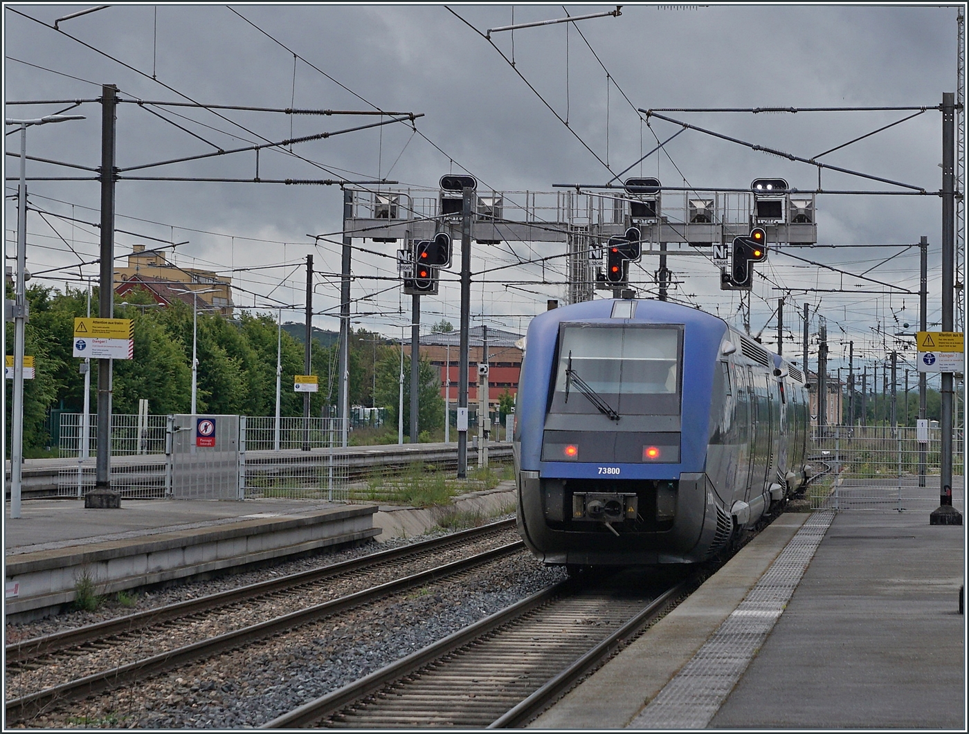 The SNCF X 73800 and X 73744 are leaving Belfort as a TER towards Besançon.

May 20, 2026