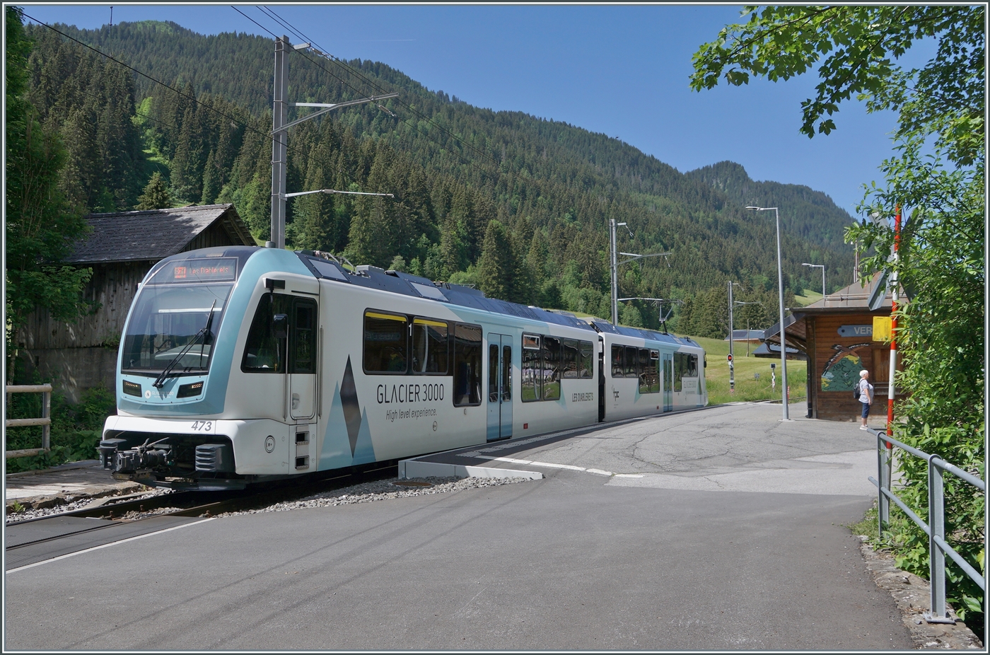 The TPC ASD ABe 4/8 473 is on its way to Les Diablerets at Vers L'Eglise and is leaving the stop Vers l'Eglise.

June 15, 2026