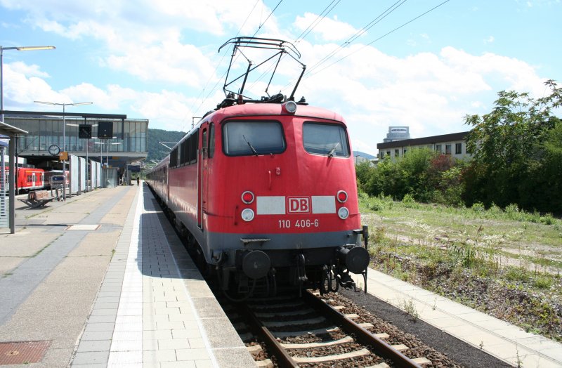 110 406-6 with local train from Frankfurt at the final destination Heidelberg on 13. July 2009.
