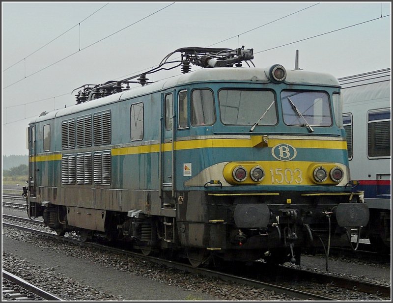 1503 is standing in the rain on September 12th, 2008 at Gouvy.