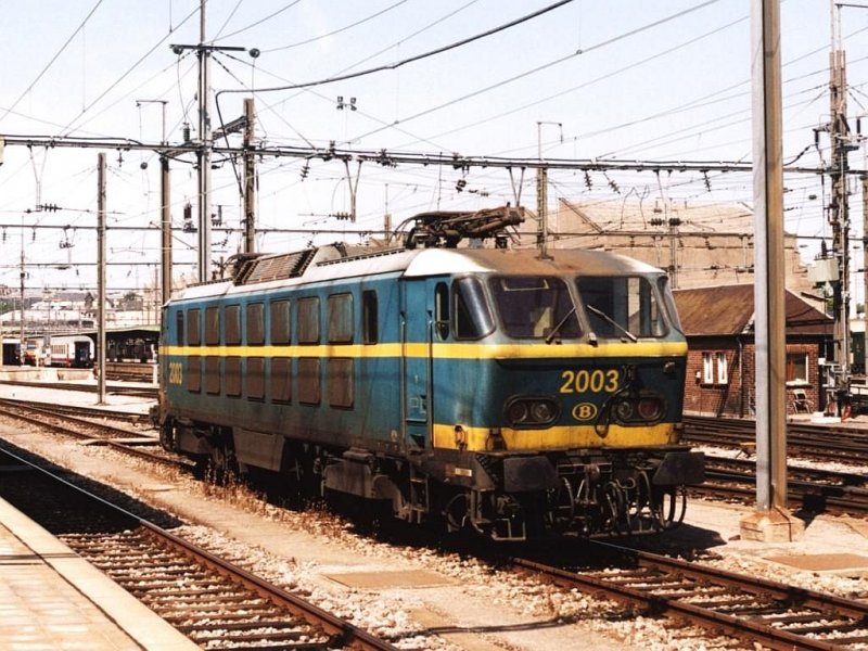 2003 at the central station of Luxembourg on 24-7-2004. Photo and scan: Date Jan de Vries.