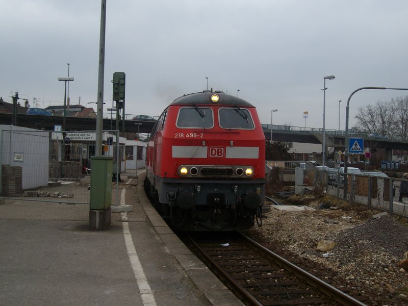 218 499 mit RB in Wendlingen Zug fhrt nach Kirchheim Teck am 26.02.2009