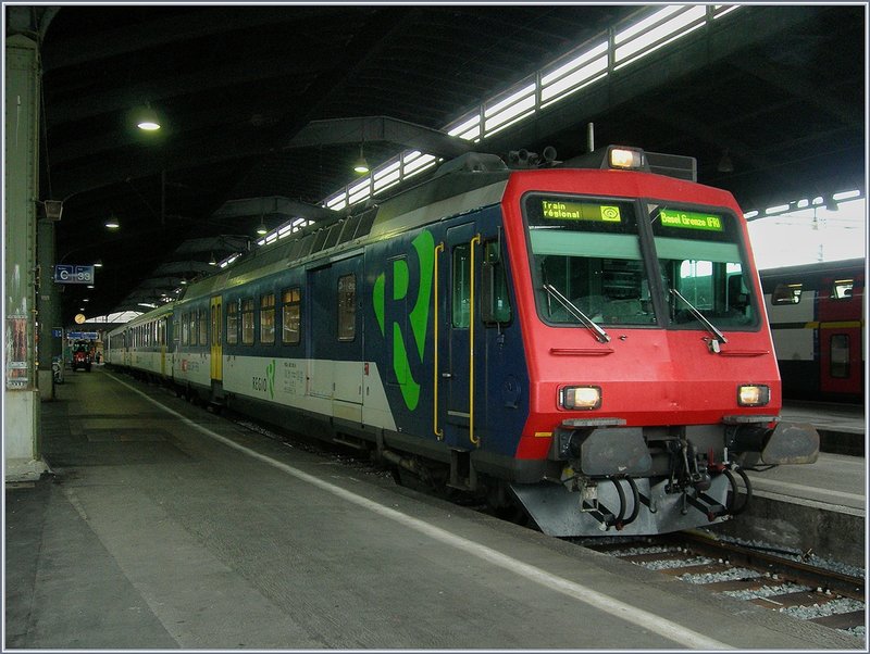 A Sbb Rbde 562 Is Waiting In Basel Sncf For His Next Service Rail Pictures Com
