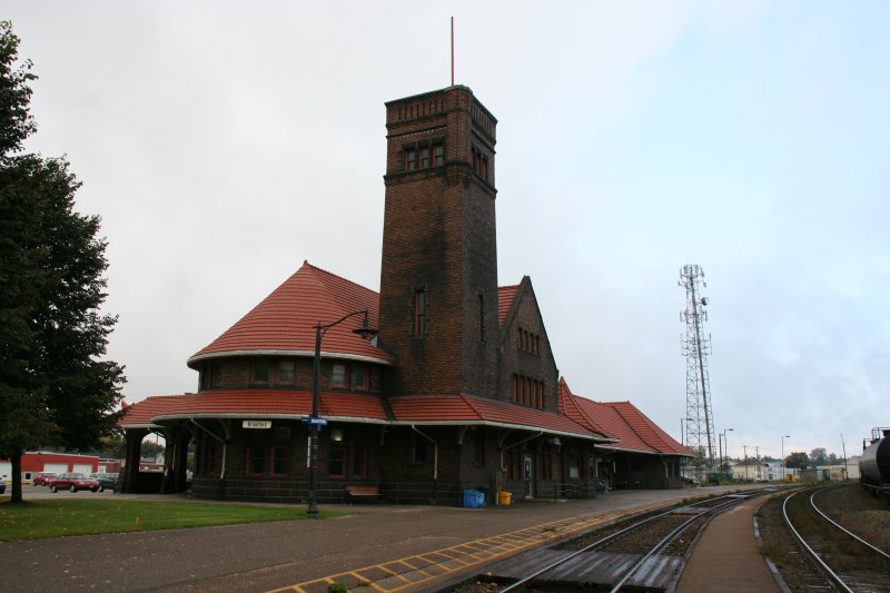 Brantford station on 04.10.2009. 
