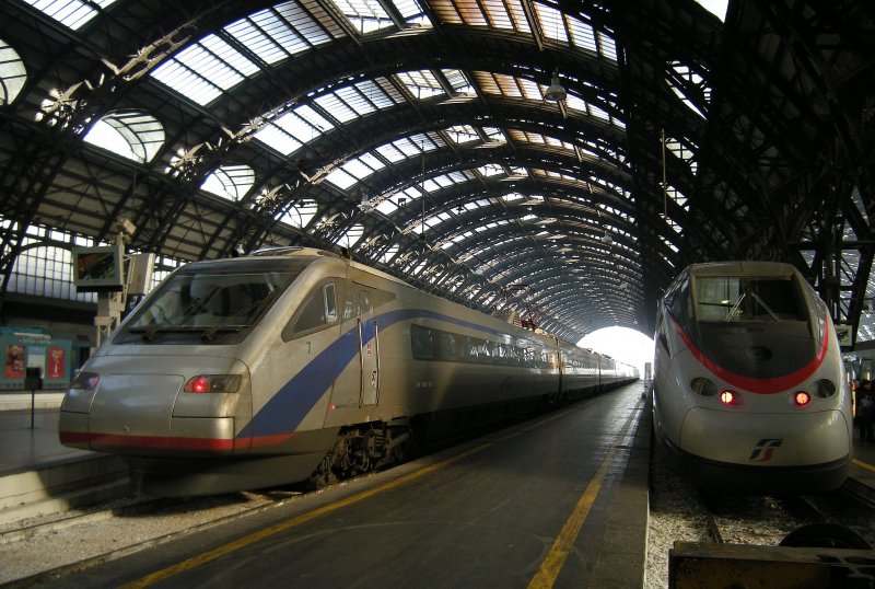 CIS ETR 470 and Eurostar in Milan.
22.01.2009