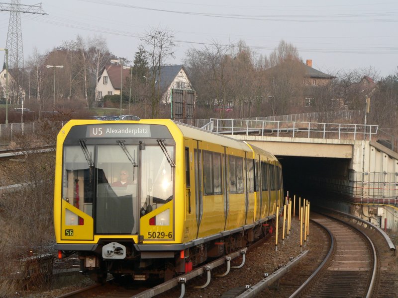 Class H train in Wuhletahl, 2006