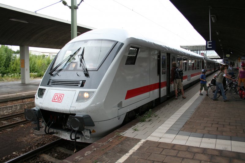 Control car DB 61 80 80-91 160-4 (Bpmbdzf) of IC with bicycle cabin on 13. July 2009 at Heidelberg main station.