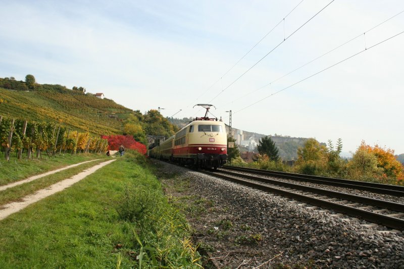 DB 103 184-8 with an nostalgic train on 12.10.2008 near of Istein.
